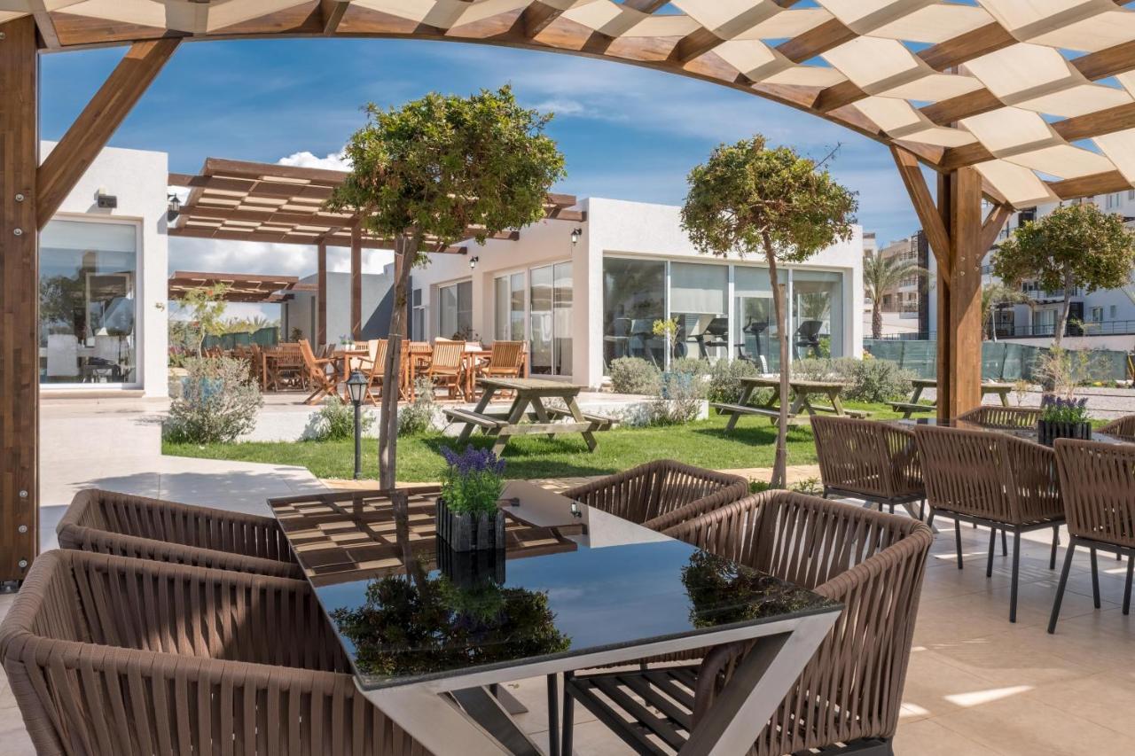 Thalassa Beach Resort & Spa Retreat Vokolidha エクステリア 写真