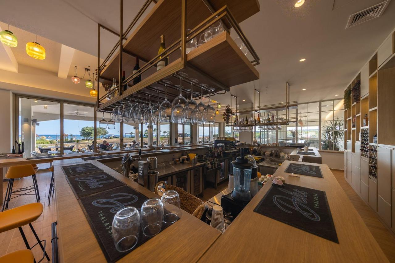 Thalassa Beach Resort & Spa Retreat Vokolidha エクステリア 写真